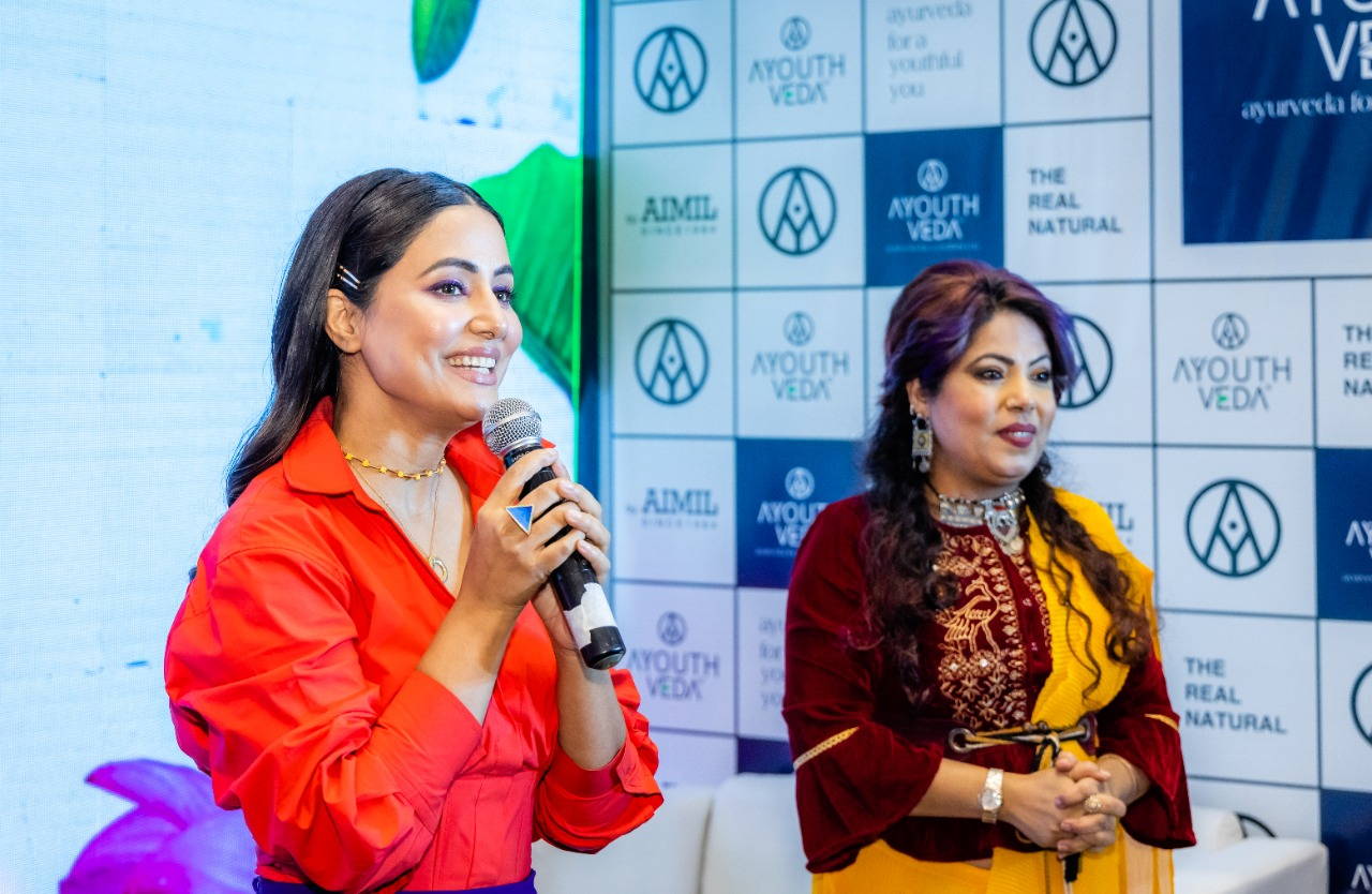 The Ayouthveda flagship store launch was inaugurated by the celebrity icon Hina Khan at Pacific Mall, NSP