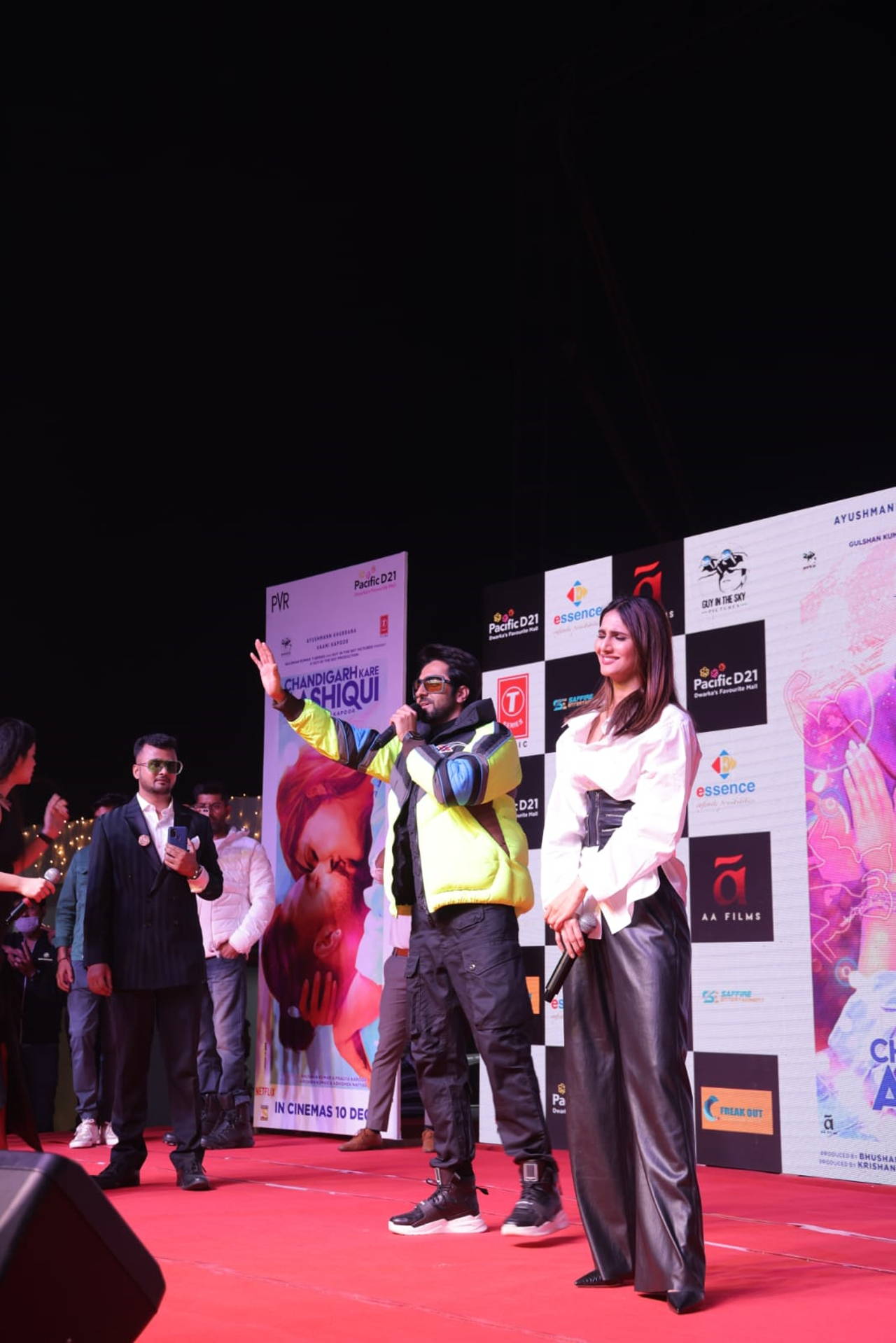 Ayushmann Khurrana and Vaani Kapoor visit Pacific Mall Dwarka to promote Chandigarh Kare Aashiqui