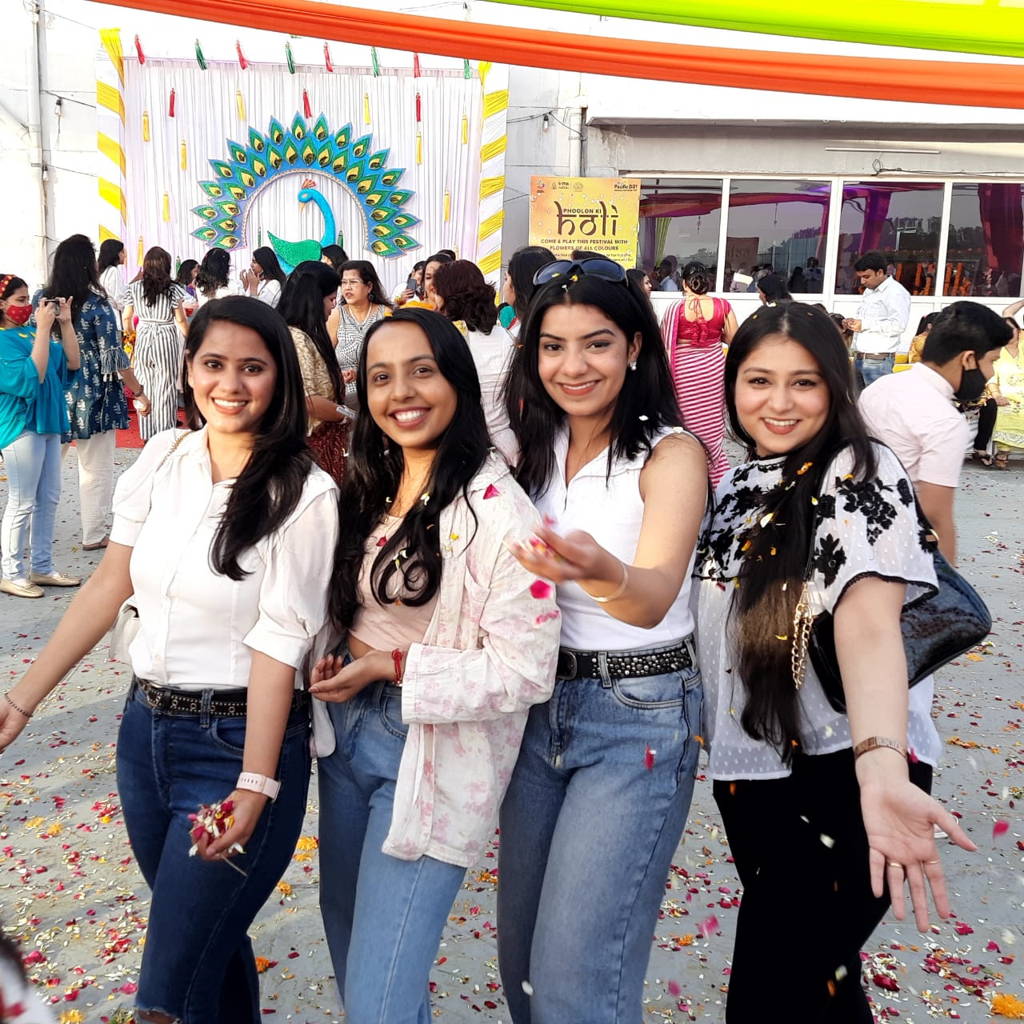 Resplendent Flower Holi Festival organized by Pacific D21, a perfect blend of color and music