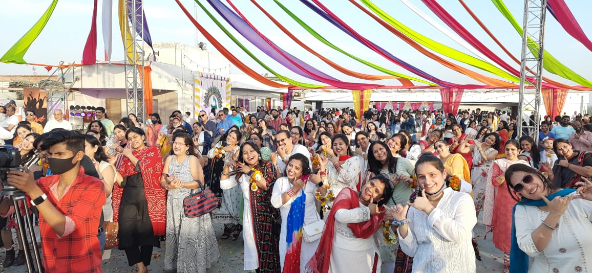 Resplendent Flower Holi Festival organized by Pacific D21, a perfect blend of color and music