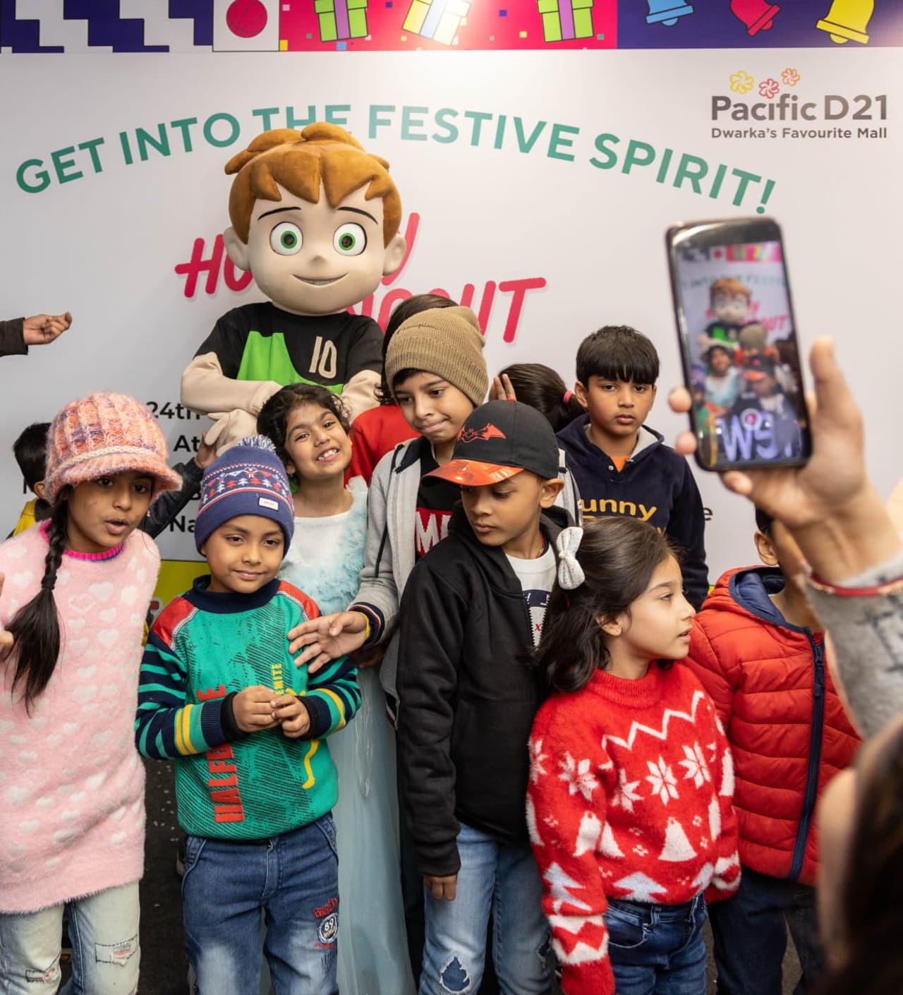 Pacific Group Brings In Christmas Cheer At Its New Delhi Malls With Cartoon Network’s Holiday Hangout