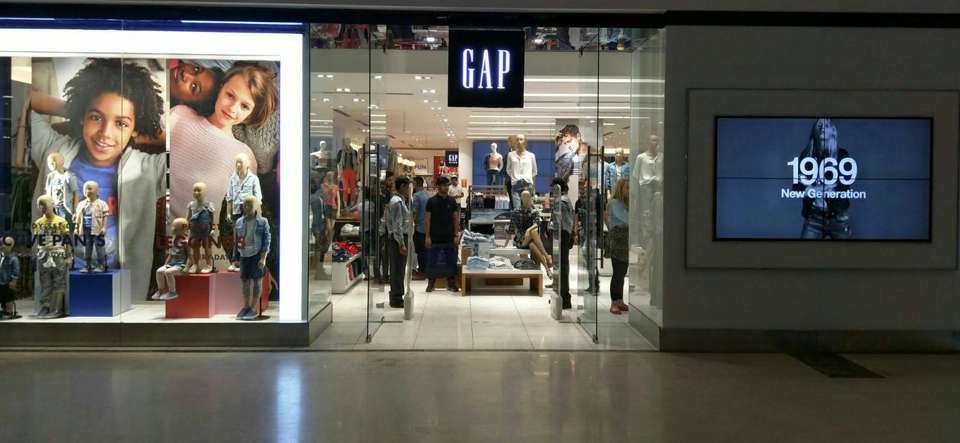 gap store in vasant kunj